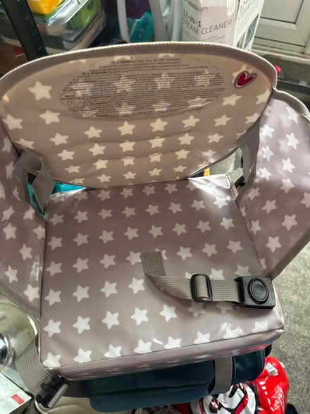 Photo of free Booster seat for baby/toddler (SE5 camberwell) #1