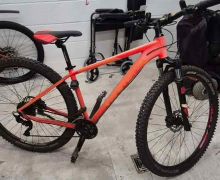Photo of free Mens Bicycle (Bedford MK40) #2