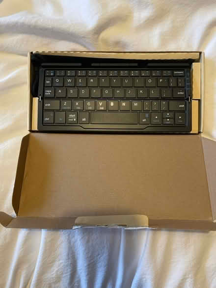 Photo of free Portable keyboard (North Watford WD25) #1