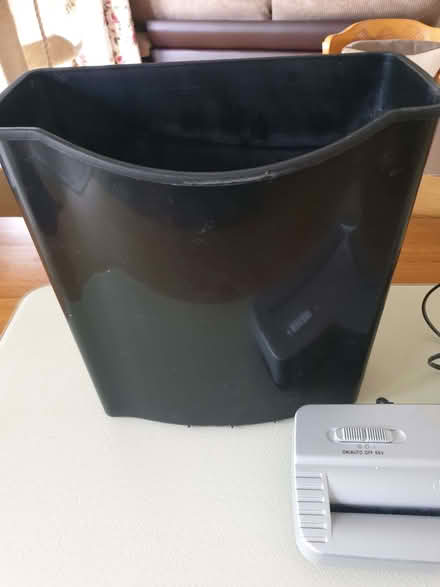 Photo of free Personal Use Paper Shredder (Clint Green NR20) #3