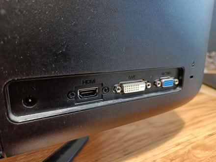 Photo of free Acer 24" LCD monitor (Essex Road, N1) #4