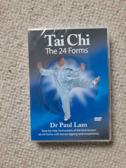 Photo of free Tai Chi DVD. (Sutton Park DY11) #1