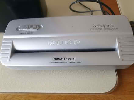 Photo of free Personal Use Paper Shredder (Clint Green NR20) #1