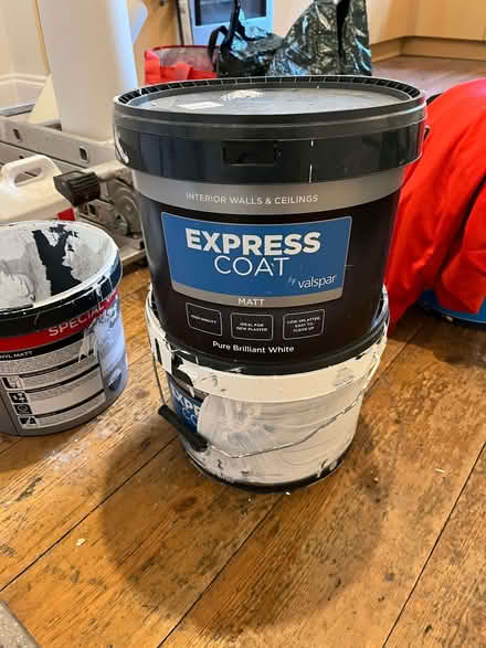Photo of free indoor paint (Barnard's Green WR14) #1