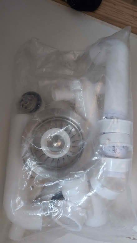 Photo of free Sink waste kit (Hatton Wall, EC1N) #2