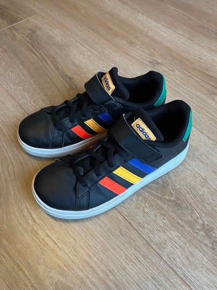 Photo of free Kids adidas trainers size 2 (Florence Park OX4) #1