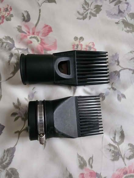 Photo of free Pressing comb and blow dry hairdryer combs (Thornton Heath CR0) #2