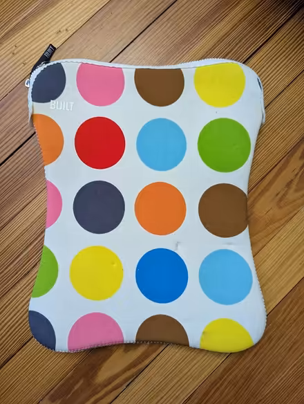 Photo of free Built laptop sleeve (20910) #1