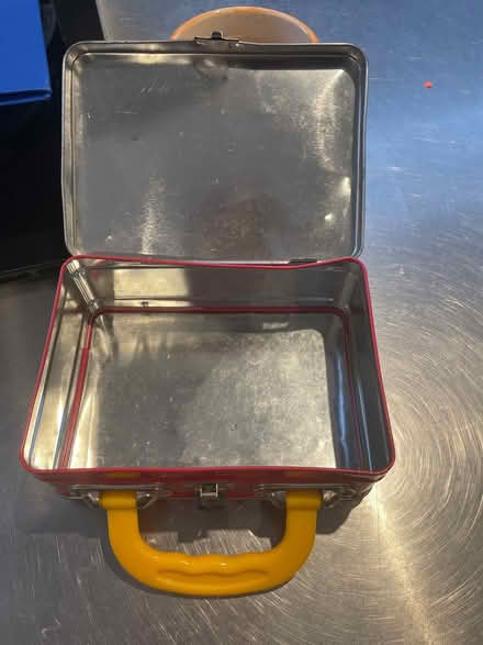 Photo of free Metal tin (St Margarets TW1) #2