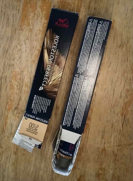 Photo of free Wella - permanent creme colour - light natural brown (N4) #1