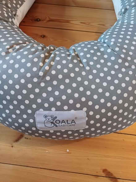 Photo of free Pregnancy pillow (Cutteslowe OX2) #1