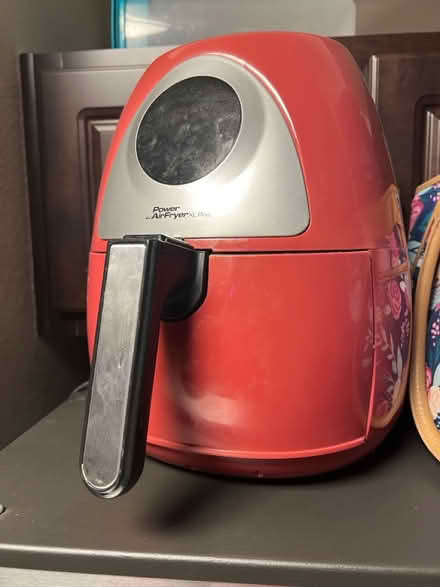 Photo of free Air fryer (Boulder Ridge Apartments) #1