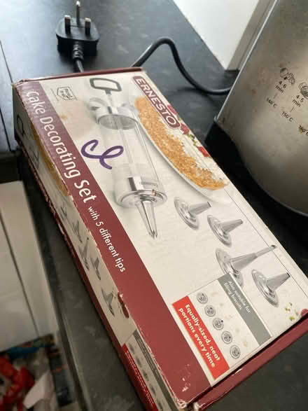 Photo of free Cake decorating set (Salford M7) #1