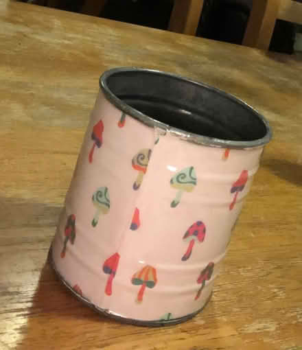 Photo of free Pot (N4) #2