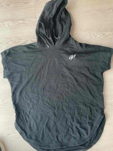 Photo of free Men’s short sleeve hoody medium (Windsor SL4) #1