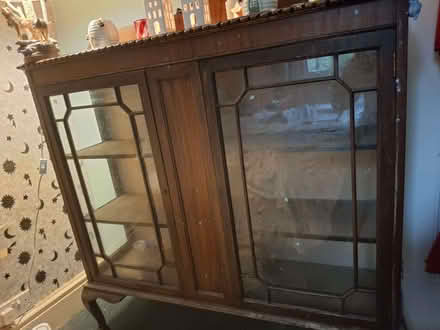 Photo of free China cabinet (Nooklands PR2) #1