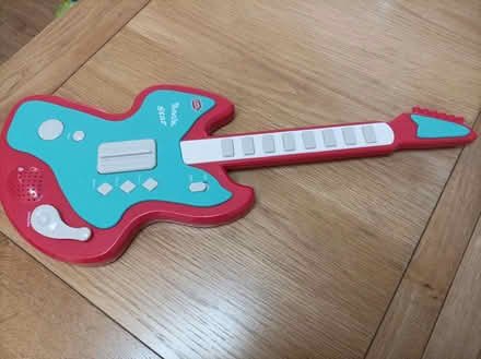 Photo of free Toy Guitar (Upton CH49) #1
