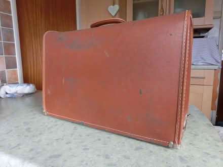 Photo of free Singer Sewing Machine (High Bentham LA2) #3