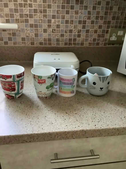 Photo of free Misc Mugs (BN16 /DQ) #1