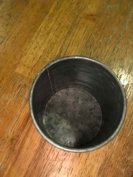 Photo of free Pot (N4) #3