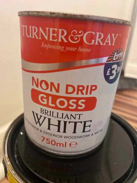 Photo of free White paint (Dollis Hill) #1