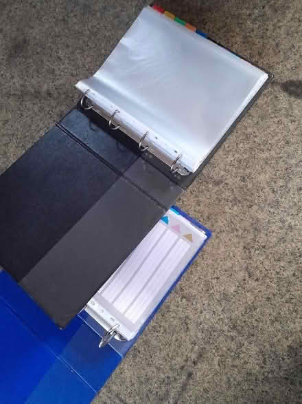 Photo of free 2 A4 ring binders (Sheen SK17) #2