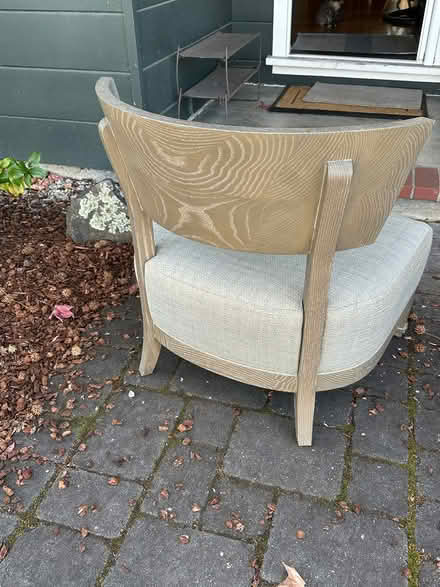 Photo of free Contemporary living room chair (San Rafael-- Bret Harte) #2