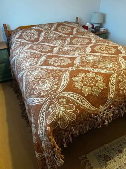 Photo of free Brown wool patterned double bedspread (Top Amersham HP6) #1
