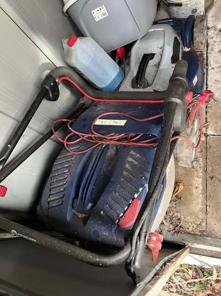 Photo of free Lawnmower (Wallasey CH44) #1