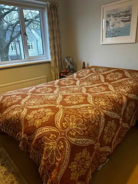 Photo of free Brown wool patterned double bedspread (Top Amersham HP6) #2