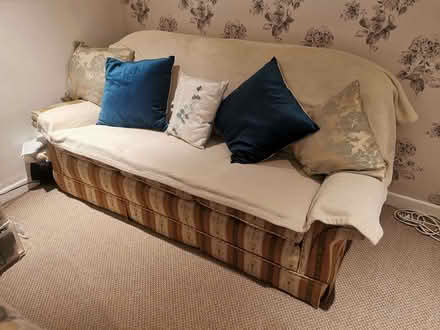 Photo of free 3 seater settee (Little Hadham SG11) #4