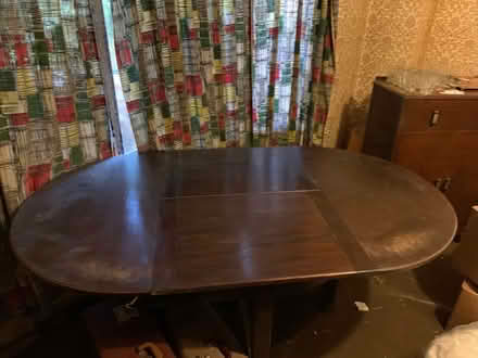 Photo of free Vintage extendable dining table (Rusthall TN3) #2