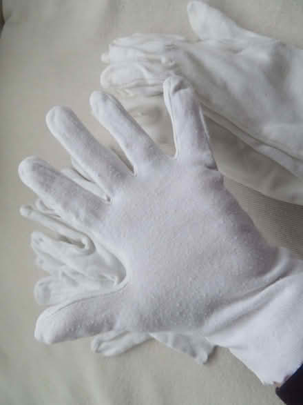 Photo of free White Cotton Gloves – 5 pairs (CO15) #4