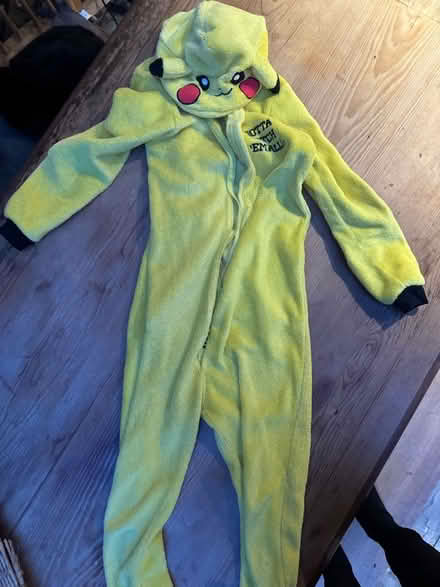 Photo of free Pokémon onesie (Hamm Court TW17) #1