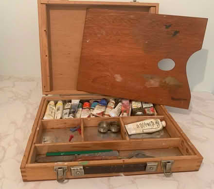 Photo of free Artist's oil paint case (Middridge DL5) #1