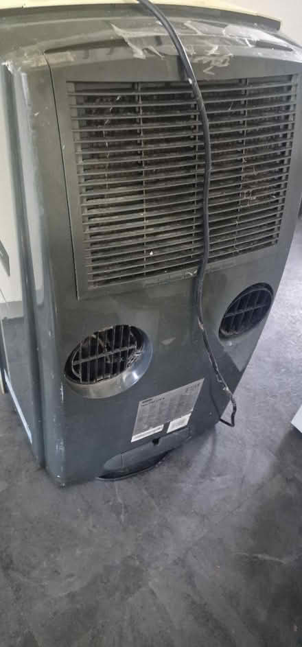 Photo of free Pinguino air conditioning (OL8) #3