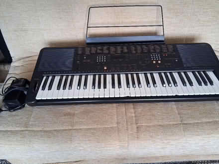 Photo of free Technics keyboard KN550 (Grange-over-Sands LA11) #1