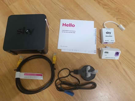 Photo of free SKY Wireless Broadband Router SR102 (Holloway N7) #2