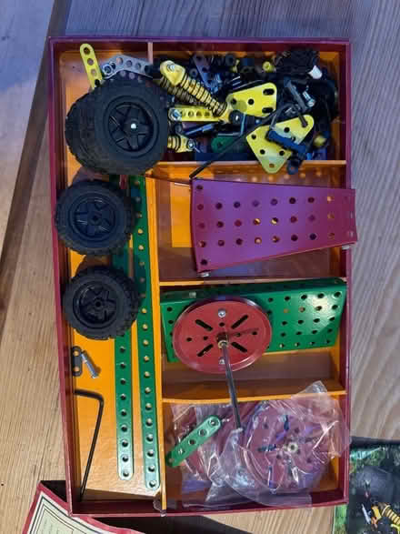 Photo of free Meccano (Hamm Court TW17) #2