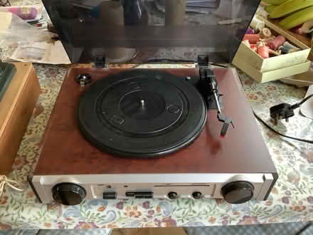 Photo of free Record player and fm radio unit. (Shobdon HR6) #1
