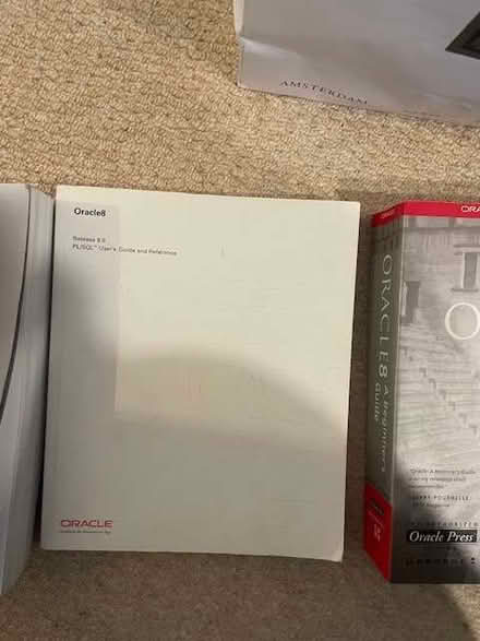 Photo of free Oracle database books (Earley RG6) #3