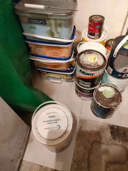 Photo of free Various Containers Of Paint (Lower Ansty DT2) #2