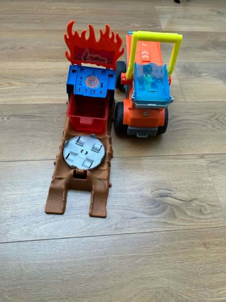 Photo of free Hot Wheel toy (BR6) #1