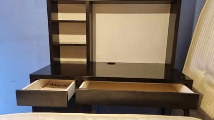 Photo of free Desk (BR5) #1