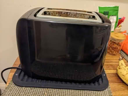 Photo of free Toaster (Central Croydon CR0) #1