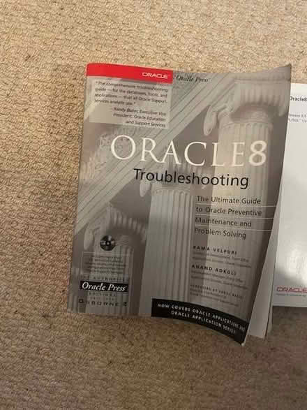 Photo of free Oracle database books (Earley RG6) #2