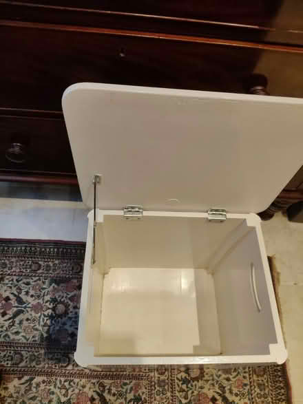 Photo of free Post WWII laundry box (Jericho OX2) #2
