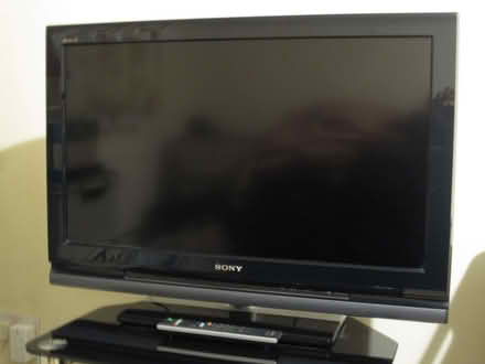 Photo of free Sony Bravia KDL-32V4000 Black 32” TV (For Repair/Spares) (Maidenhead SL6) #1