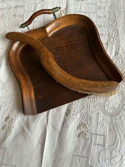 Photo of free Edwardian Crumb Brush and Tray (Warfield RG12) #2