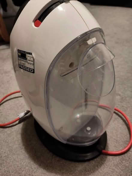 Photo of free Dolce Gusto pod coffee machine (Galgate LA2) #4